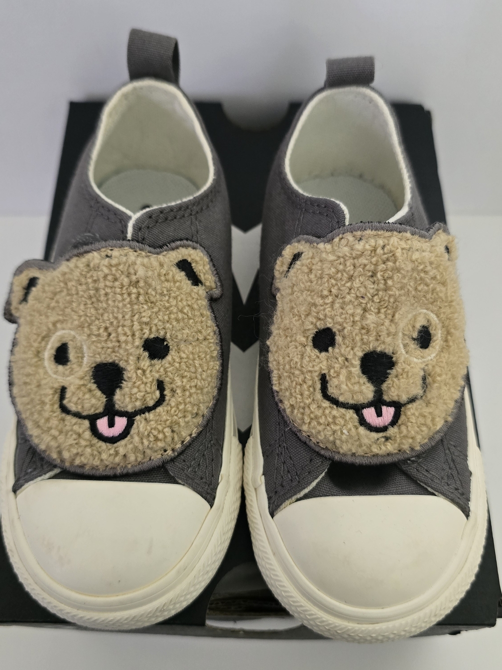 Converse Kids Gray Canvas Slip-On Sneakers with Beige Teddy Face